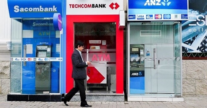 tra số tài khoản ngân hàng qua cây atm