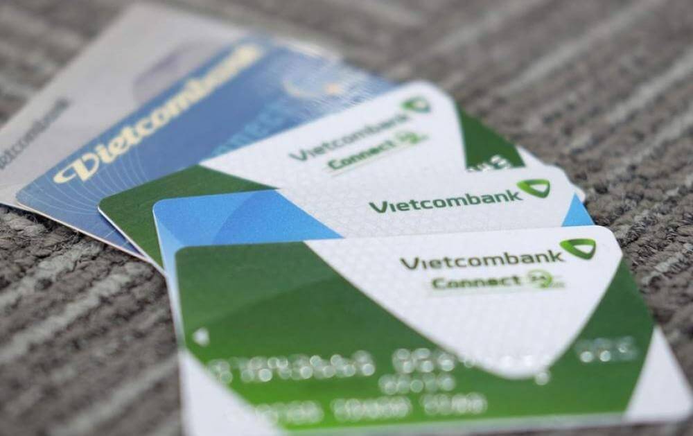 Phí thường niên Vietcombank là gì?